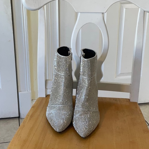 A New DayElegant Silver Ankle Boots - Picture 6 of 8